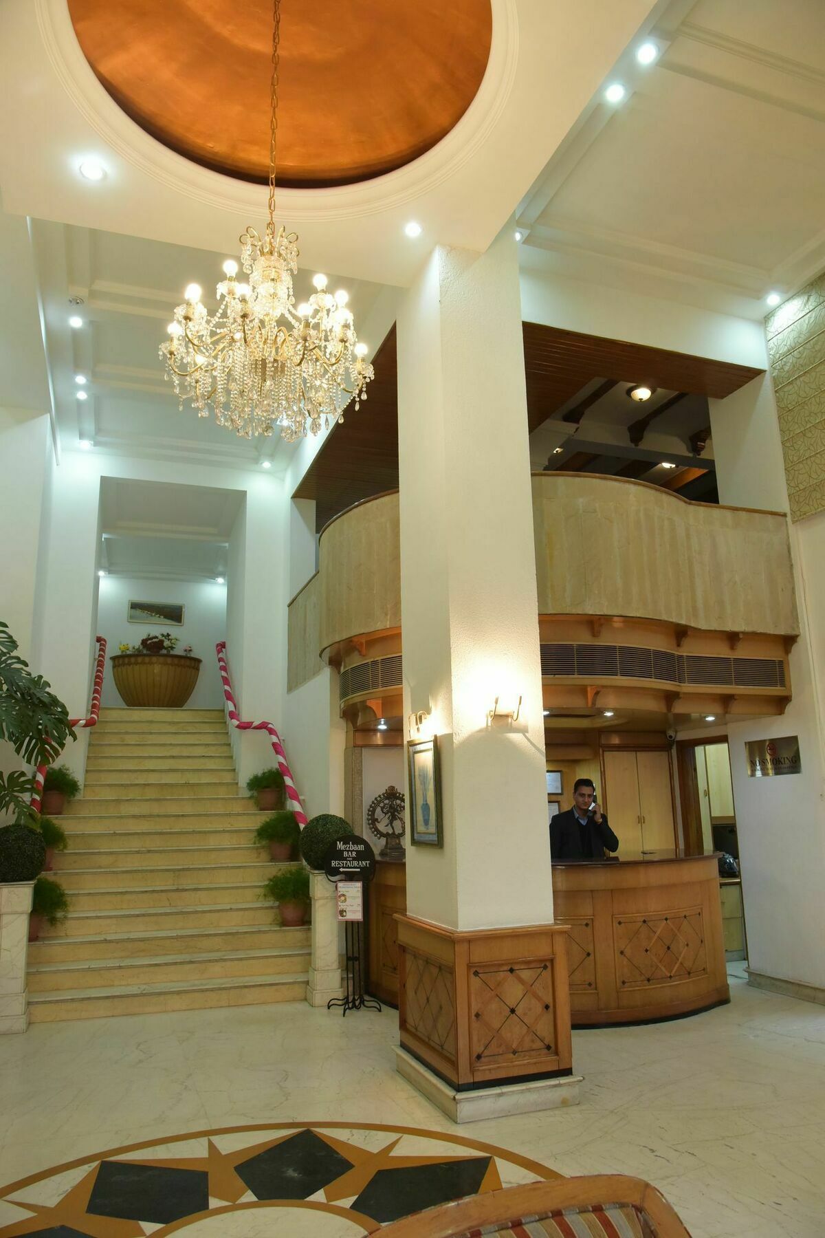 Hotel Baljees Regency Shimla Exterior foto